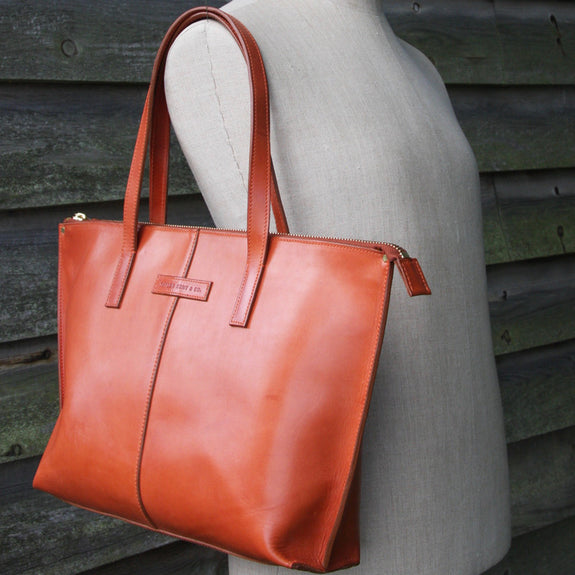 Taylor Kent English Bridle Leather Tote Bag in Tan on Mannequin